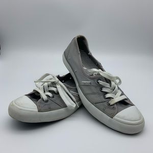 Women's Converse Lady All Stars. Gray. Size 9.